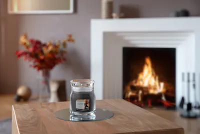 Candela Crackling Embers