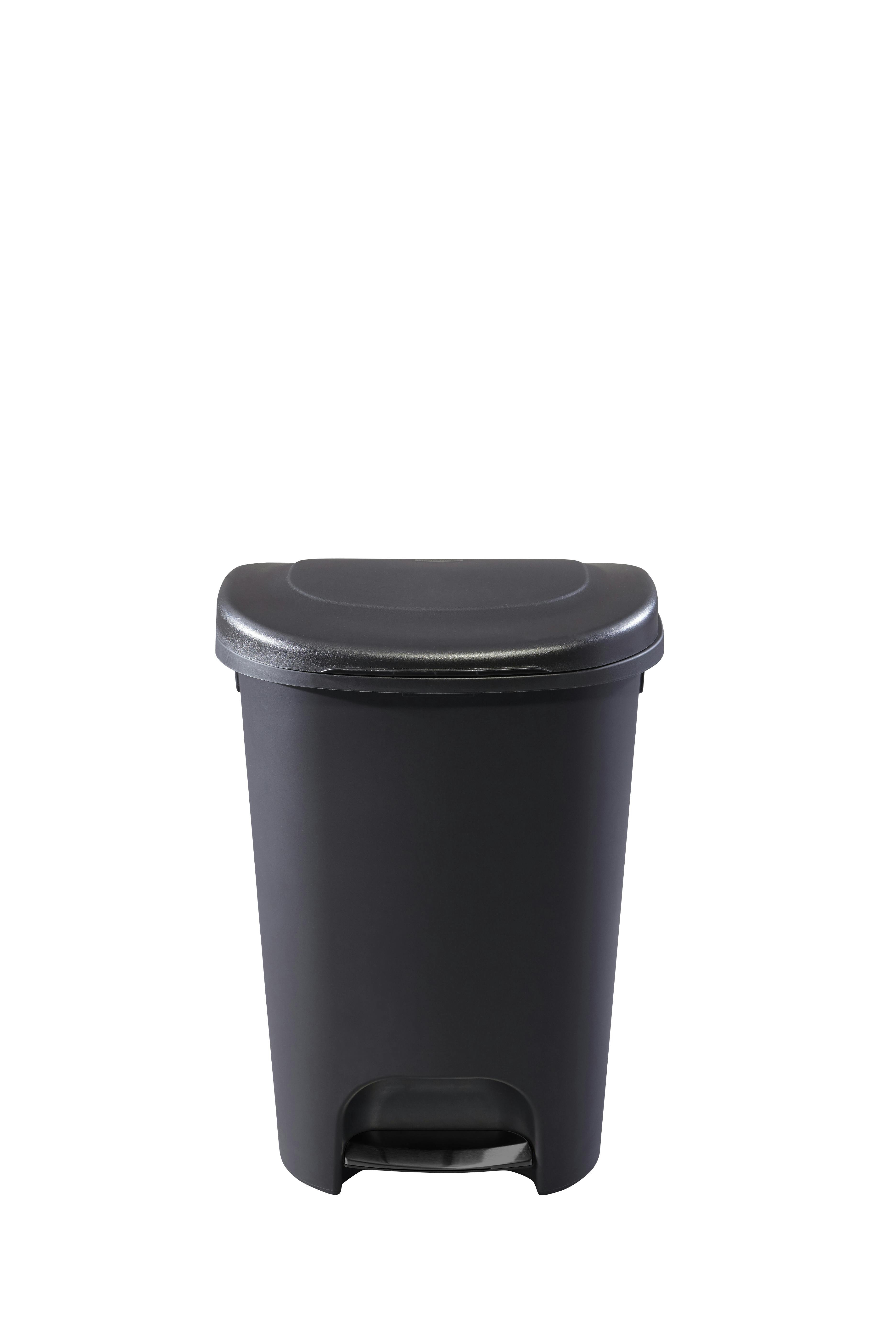 Classic Step-On Trash Can | Rubbermaid