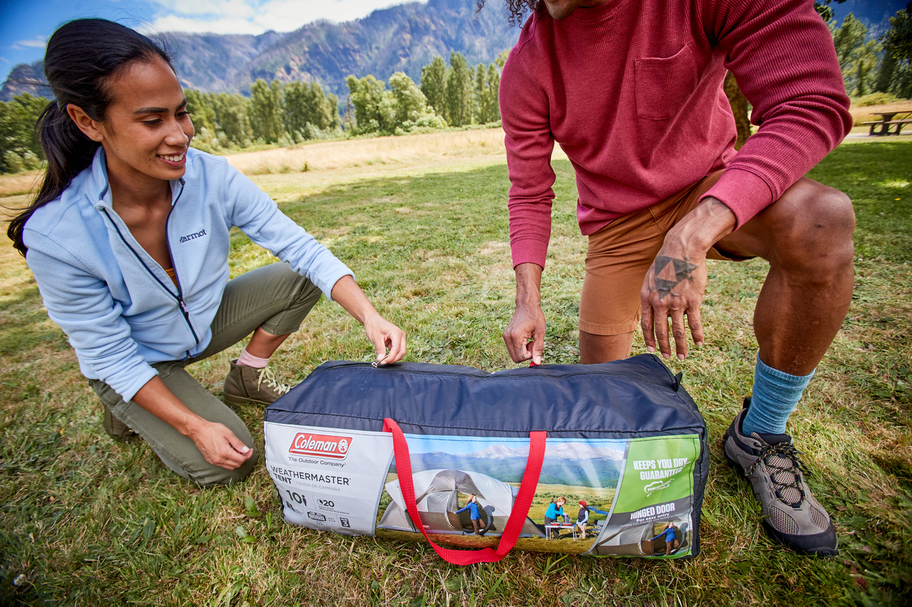 コールマン　コクーンColeman　Weather master Amazon.com : Coleman Evanston Screened Camping Tent, 6/8