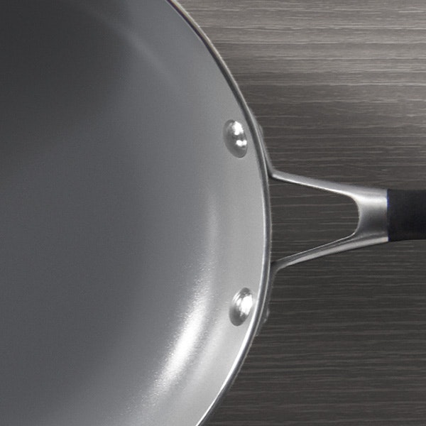 How to Clean And Store Ceramic Cookware: Expert Tips