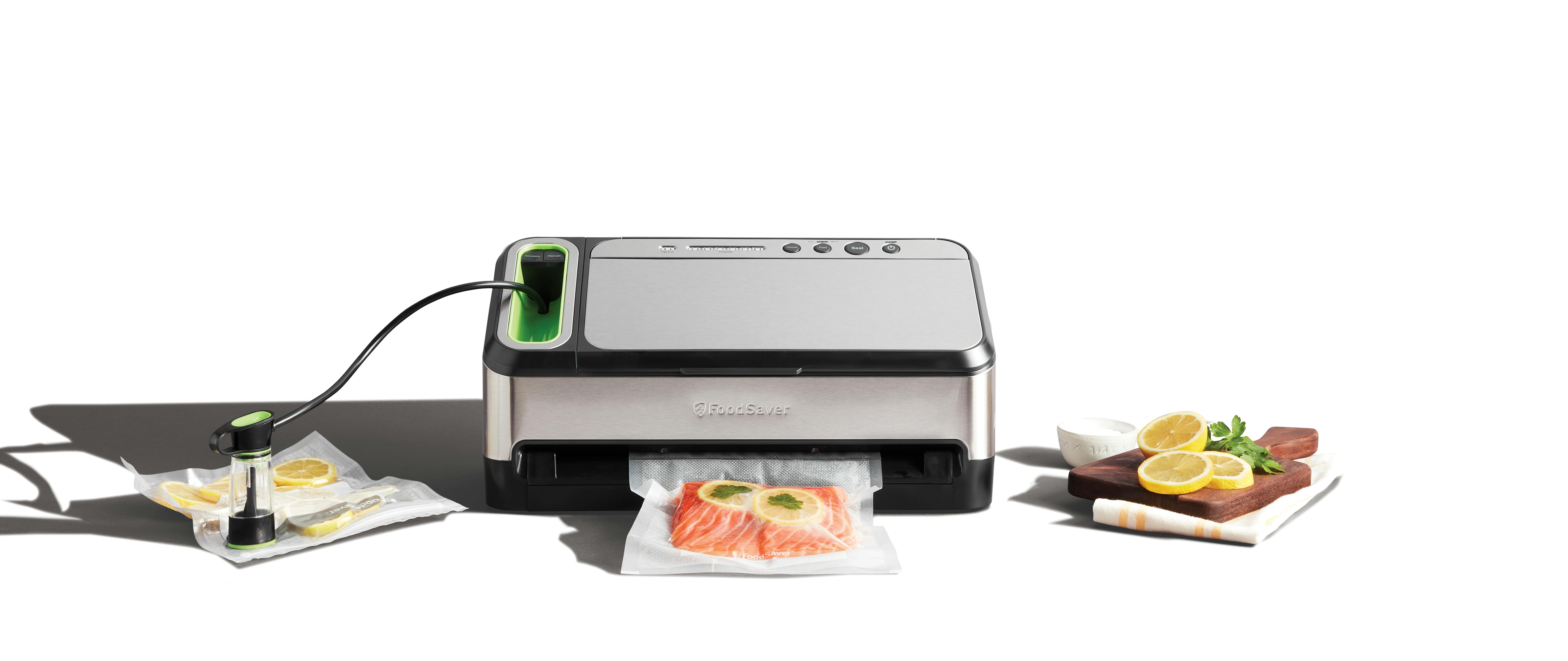 FoodSaver® 4800 Series 2-in-1 Automatic Vacuum Sealing System with 