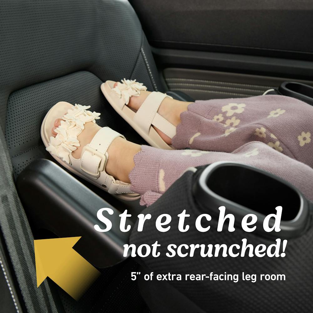 Leg Room Graco Extend2fit Rear Facing Height And Weight Limit - Main Image
