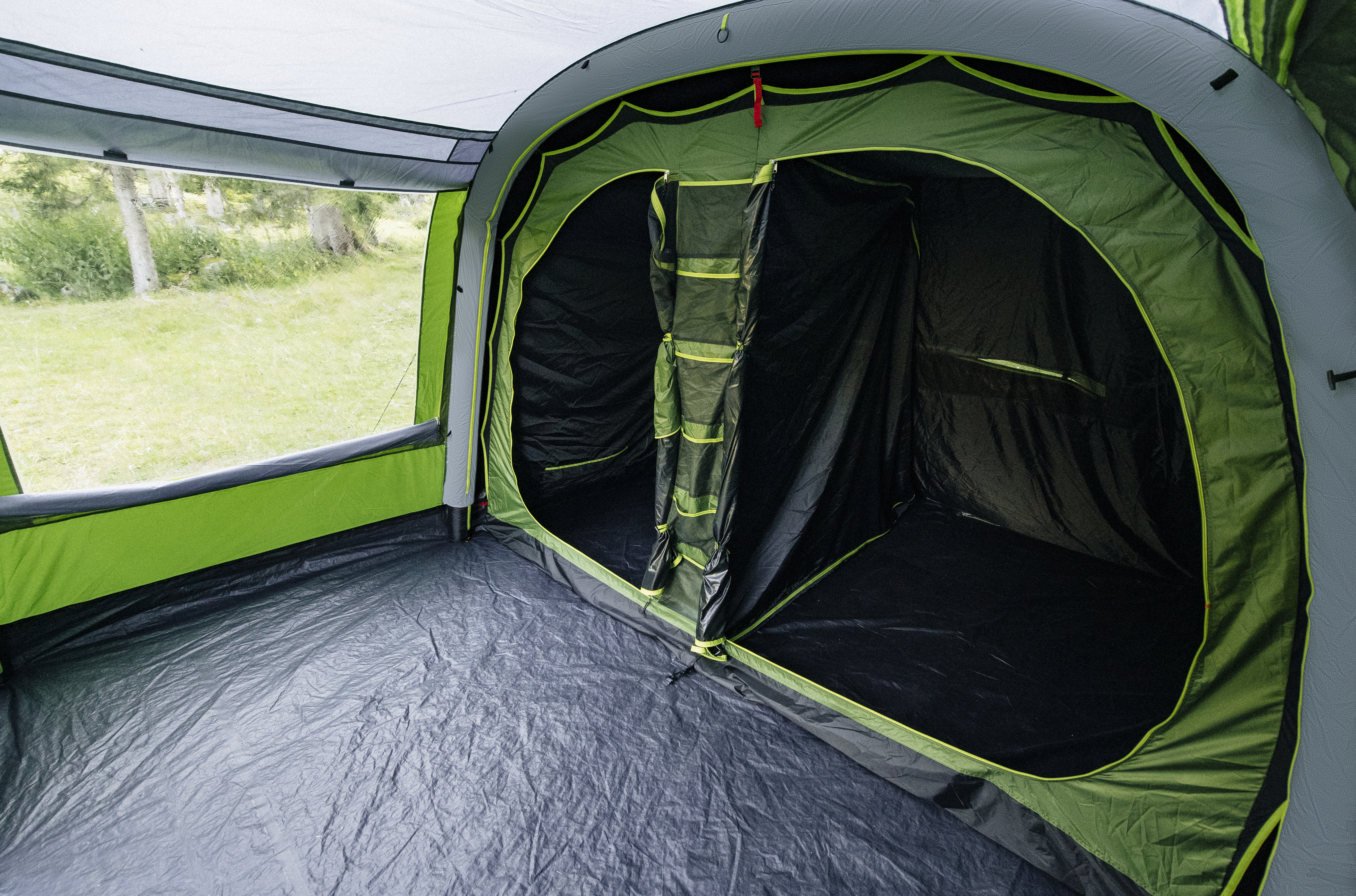Weathermaster 4 BlackOut Air Tent | Coleman UK