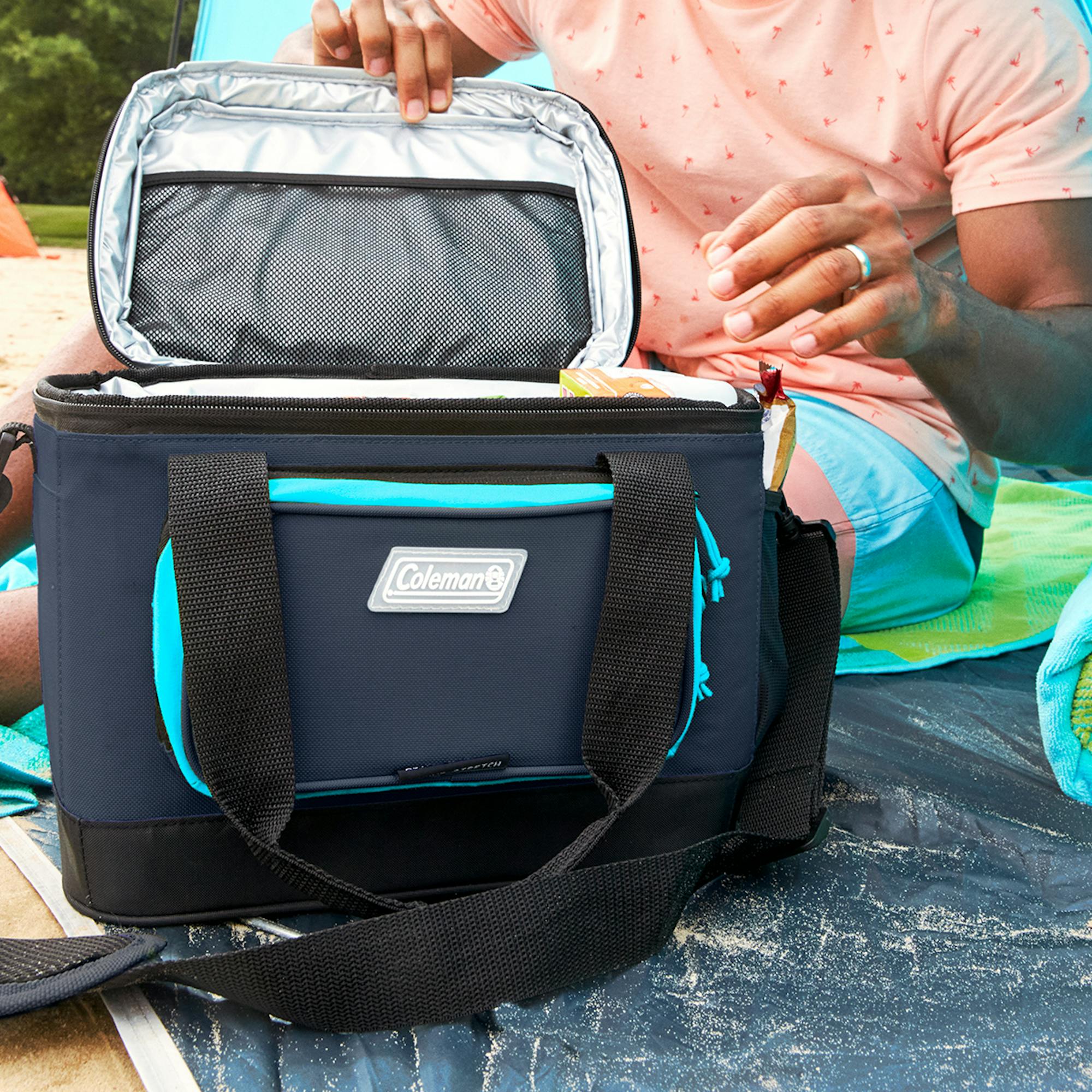 XPAND™ 16-Can Soft Cooler | Coleman