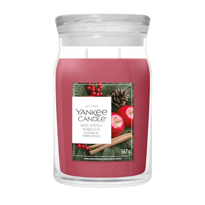 Red Apple Wreath Candle