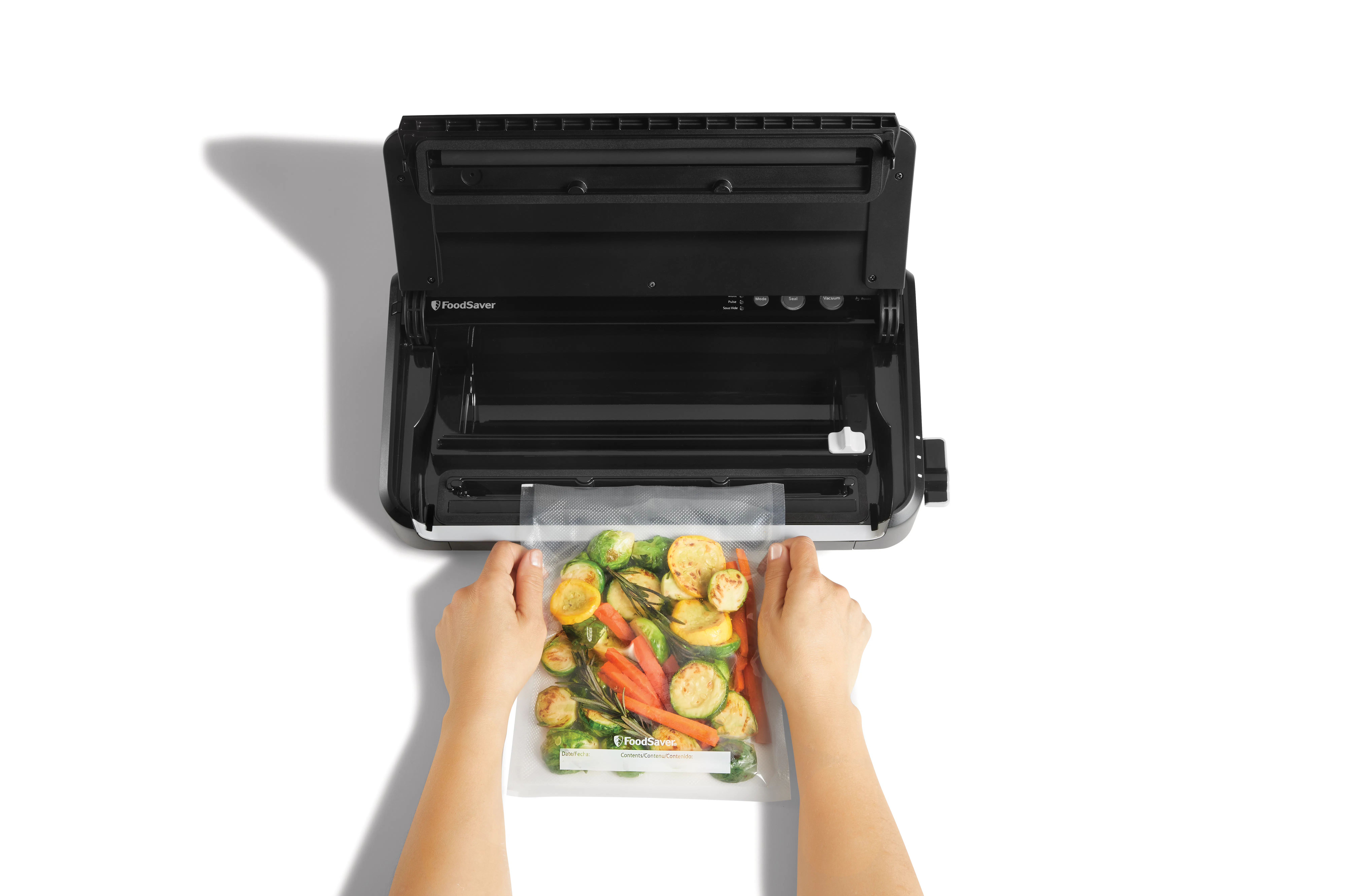 The FoodSaver® FM2100 Vacuum Sealing System | Foodsaver