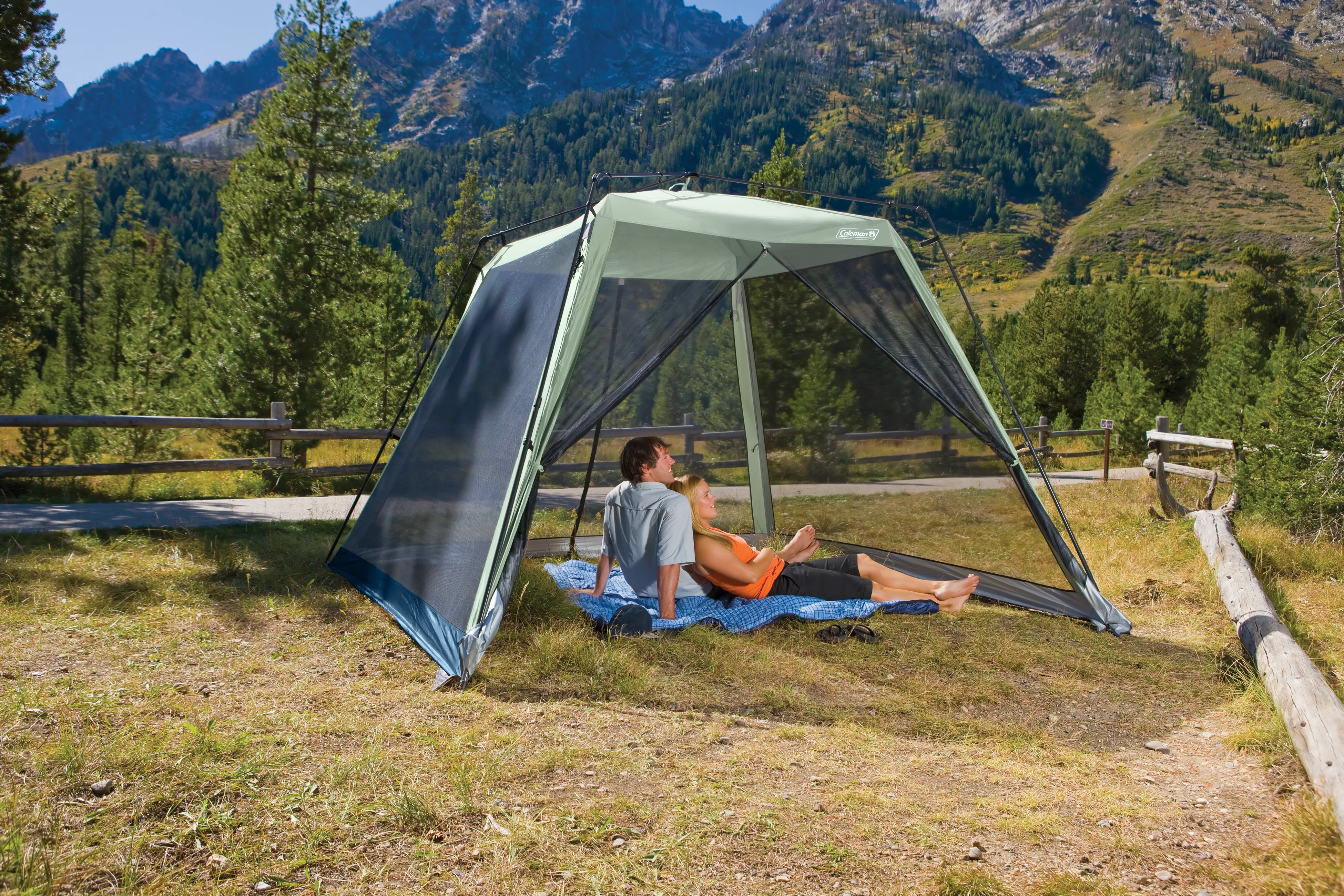 Skylodge 10 x 10 ft. Instant Screen Canopy Tent | Coleman CA