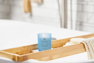 Confidence & Freedom Candle (Oak Moss Amber)
