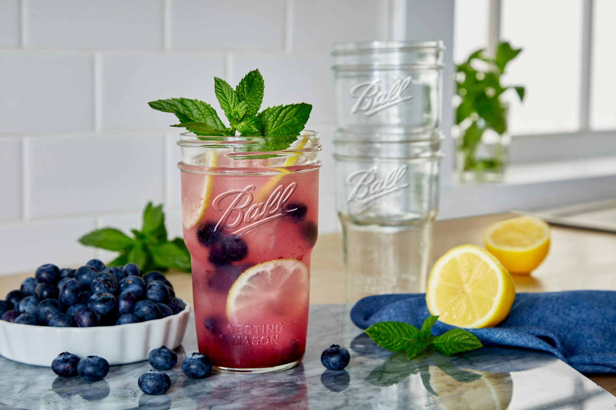 Ball® Nesting Mason Jars & Lids, Wide Mouth 16oz Pint / 4pk