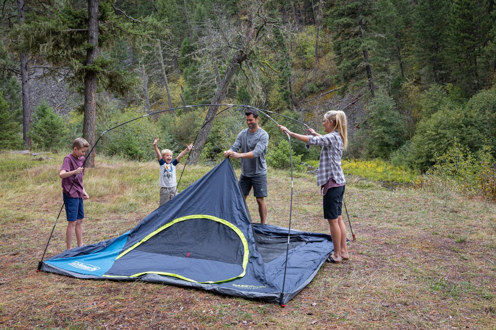 6-Person DARK ROOM SKYDOME Camping Tent Coleman CA