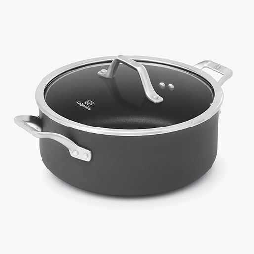Non-stick Dutch oven