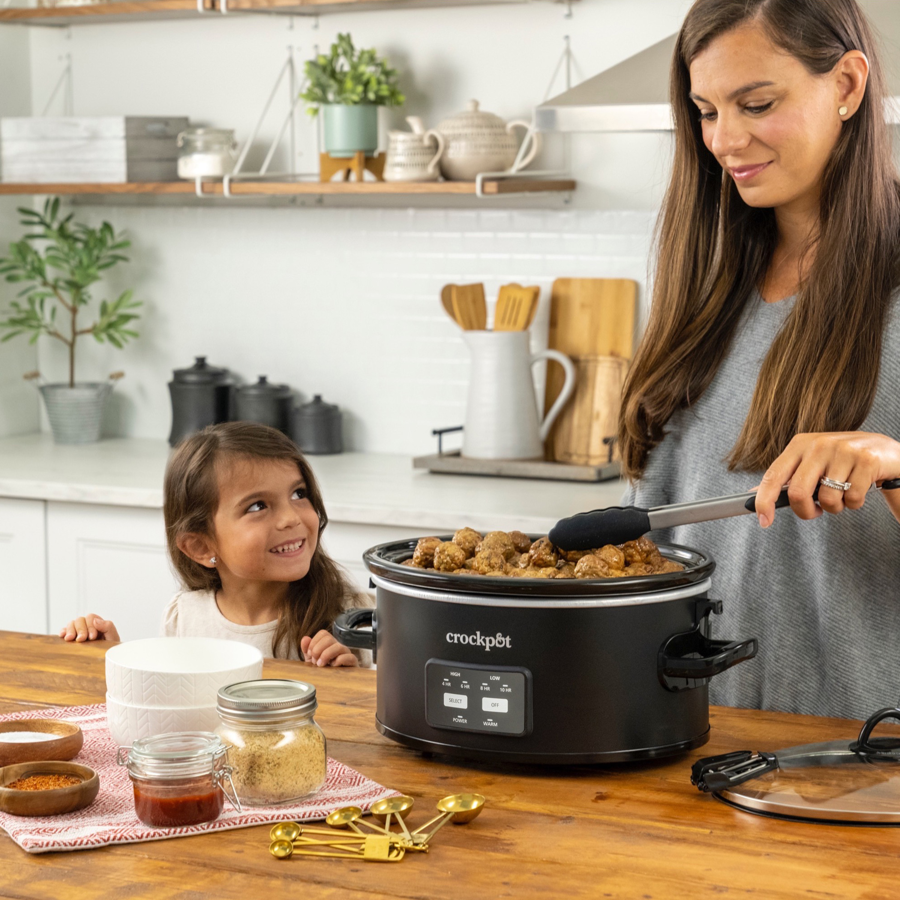 Crock-Pot Automatic Stirring popular Slow Cooker 6-Quart