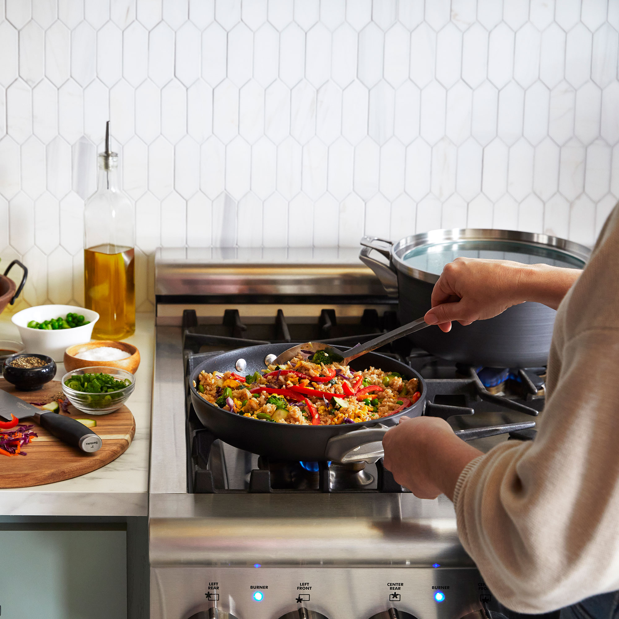 Calphalon Premier Sauce Pan - Thumbnail 3