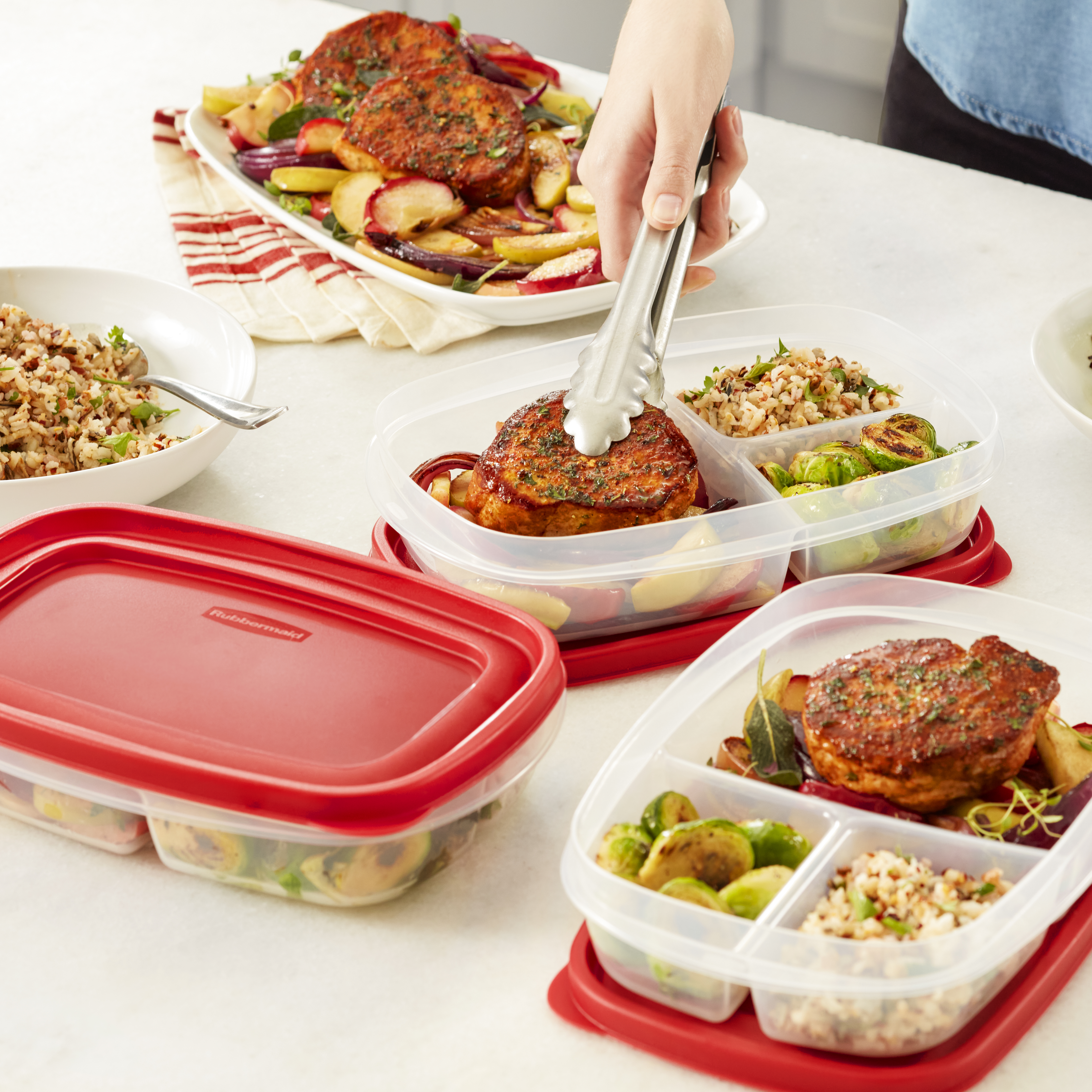 EasyFindLids Medium Food Storage Containers Divided Rubbermaid