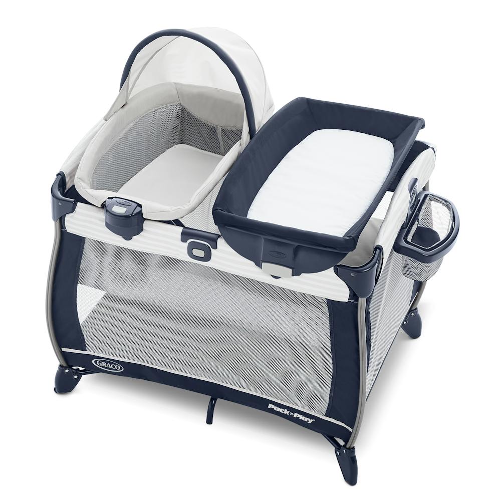 Graco pack n play shops with newborn napper and changing table