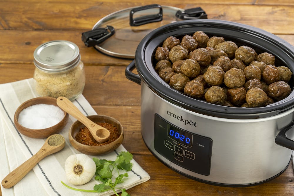 Crock-Pot® Programmable 4-Quart Cook Carry Slow Cooker