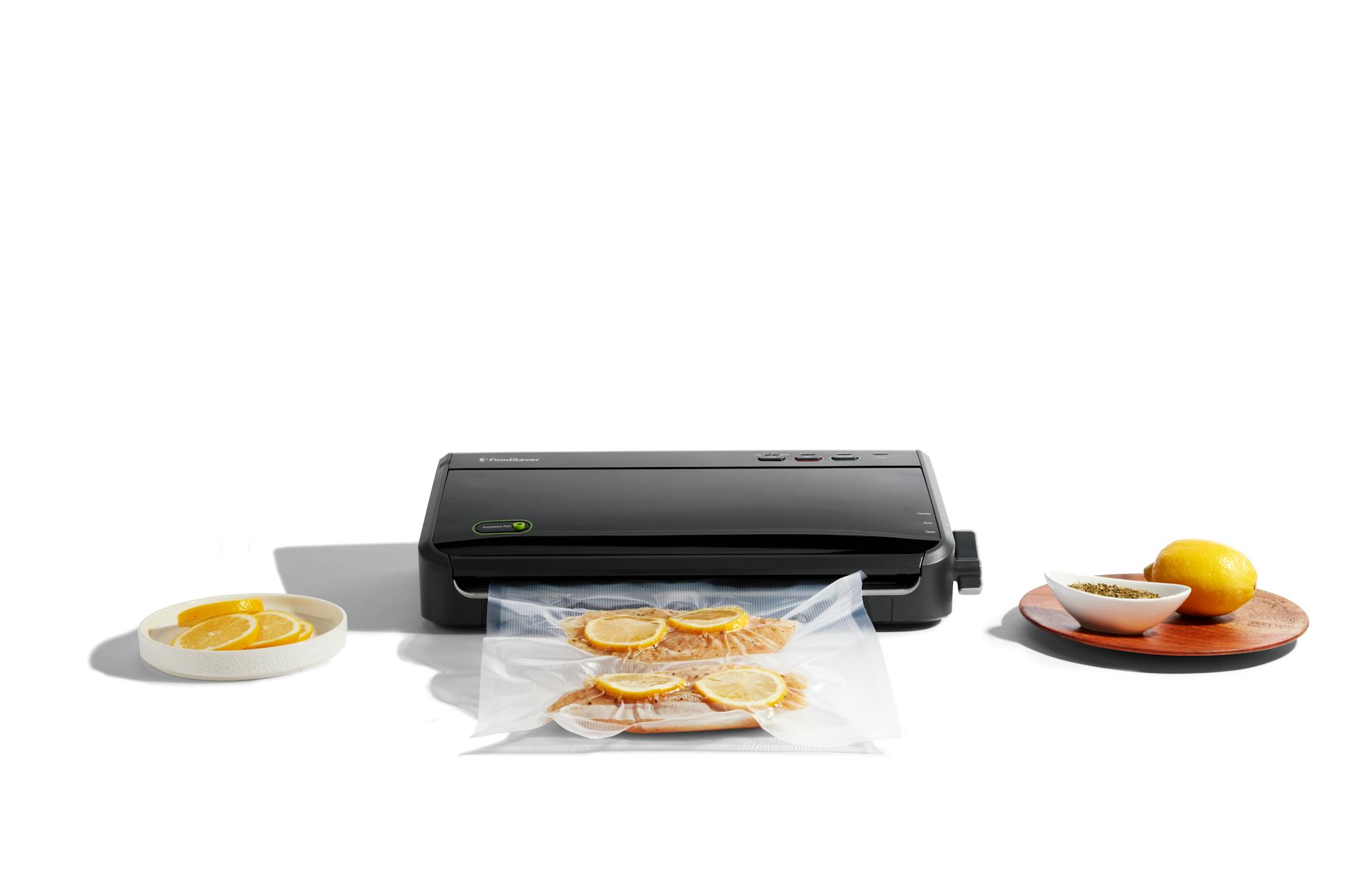The FoodSaver® FM2100 Vacuum Sealing System | Foodsaver The FoodSaver® FM2100 Vacuum Sealing System | Foodsaver